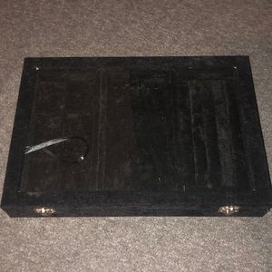 Velvet jewelry box organizer